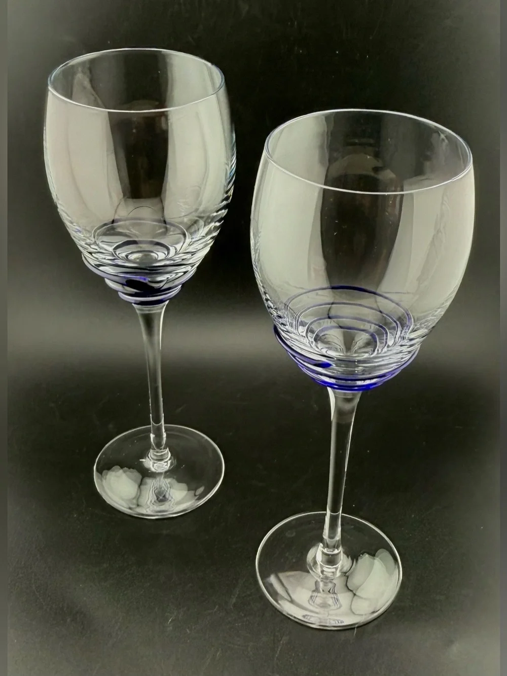 2 Pier 1 P1C44 blue swirl wine glasses. 10oz